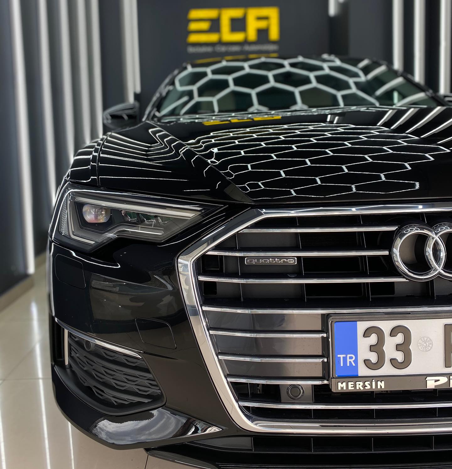 Yansımalar 🔥#restorfx#tb#tbt#car#carcare#detailing#tuning#otomobil#bodykit#seramik#exclusive#audi#audia8#audilove#audia6#audia6new