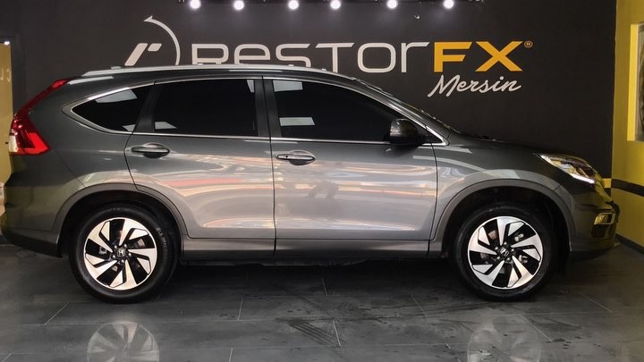 2018 HONDA CRV seramik kaplama uygulamasıyla taşlara, zararlı sıvılara,çiziklere ve darbelere karşı koruma altına alındı . En iyisini istiyorsanız adresiniz RESTORFX MERSİN! @burakkasikk hayırlı olsun ! #restorfx#boya#boyayenileme#tbt#tb#car#a#araba#instagood#mersin#mezitli#pozcu#modifiye#tuning#akdeniz#otomotiv#jetta#e#bmw#mercedes#audi#hondateam#honda#crv#hondacrv#seramik#seramikkaplama#hondaturkiye