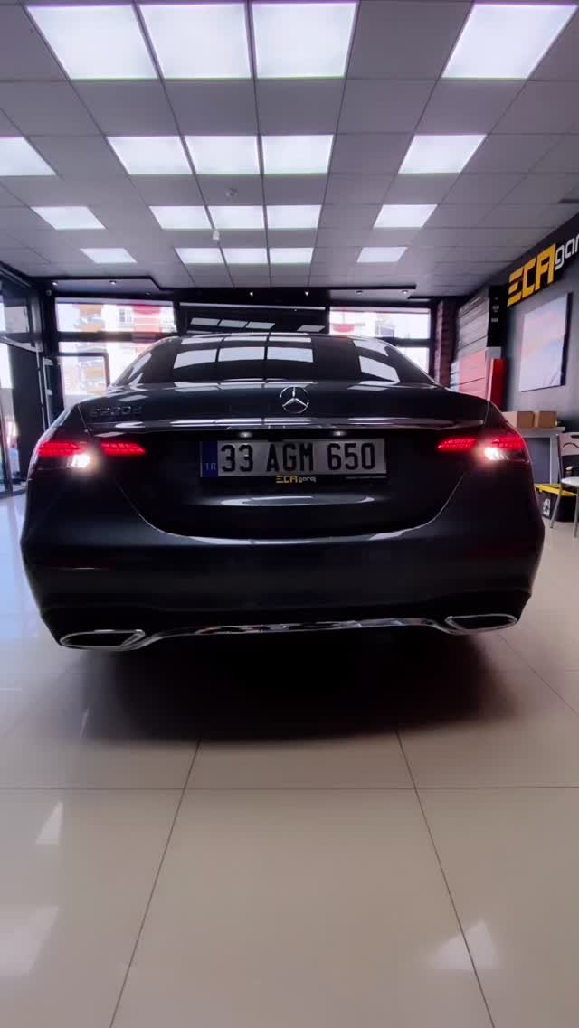 Mercedes Benz E-Class🔥 En iyisini isteyenlerin adresi✨ @mercedesclubtr @mercedesbenz #exclusive #car #carcare #auto #automotive #automobile #eca #garaj #garage #llumar #llumaruygulama #llumarwindowfilm #llumarcamfilmi #restoration #restorfx#clearfx #stek #stektürkiye #detailing #detailingturkey #detailingworld #seramik #çizikonarım #seramikkaplama #boyakoruma#mercedes #mercedesbenz #mersin#mezitli#turkey