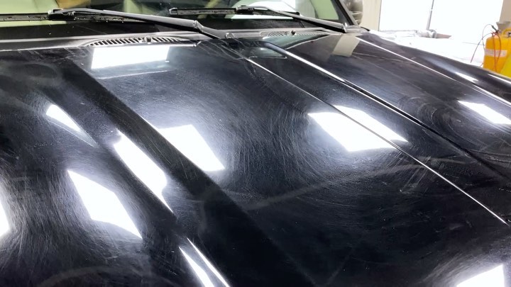 Jeep CHEROKEE aracımızın efsane değişimi. Yılların yıpranmışlığını gidermek, kaybolan canlılığını tekrar kazanmak amacıyla garajımıza misafir olan aracımızın boyasını ilk günkü kondisyonuna getirip misafirimizi uğurladık. Sizde aracınıza yeniden yepyeni kavuşmak ve mutlu olmak istiyorsanız adresi biliyorsunuz 😎 . . @restorfxtr @restorfx . En iyisini isteyenlerin adresi🔥 #ecagaraj . #ecagaraj#exclusive#carcare#automobile#restorfx#clearfx#restorfxtr#detailing#detailingworld#detailingturkey#llumar#camfilmi#ceramics#stek#windowfilm#ppfkaplama#seramikkaplama#boyakoruma#car#cars#vip#trending#trend#jeep#cheokee#jeepwrangler#jeepturkiye#jeeplife#jeepfamily