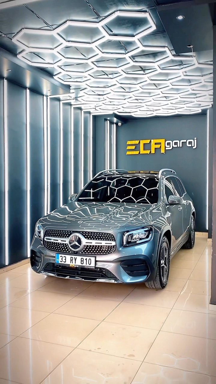 Yeni Konuğumuz Mercedes GLB 200 😍 Yapılan işlemleri: *LLumar Cam filmi (ATR 20 CH SR HPR Serisi) *5 Yıl Garantili STEK DYNOlite PPF Kaplama @rafetkaya08 #mercedes#mercedesbenz#mercedesamg#mercedesglb#glb#mercedeslove#mercedesfans#llumar#windowfilm#stek#stemturkey#ppf#turkey