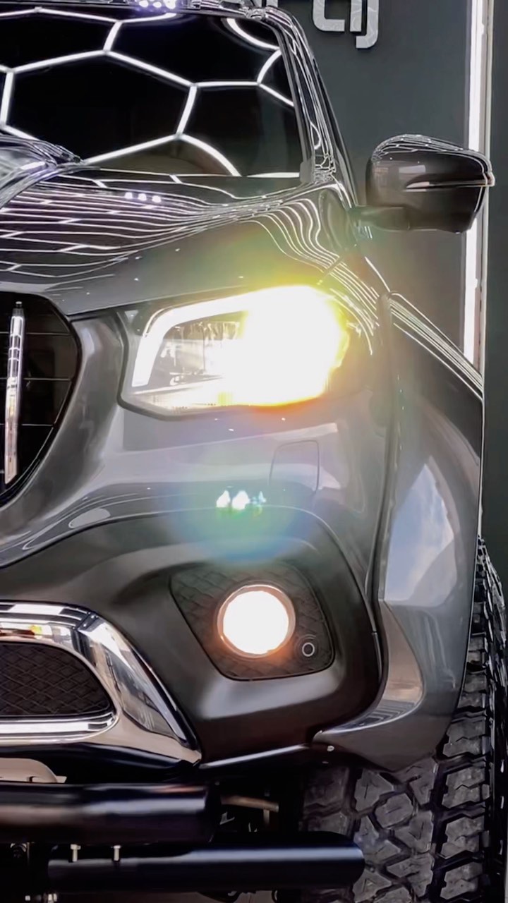Mercedes X-Class 💎🤤 . . #ecagaraj#carcare#car#automobile#mercedes#mercedesxclass#x#class#cars#dead#to#me#mercedesbenz