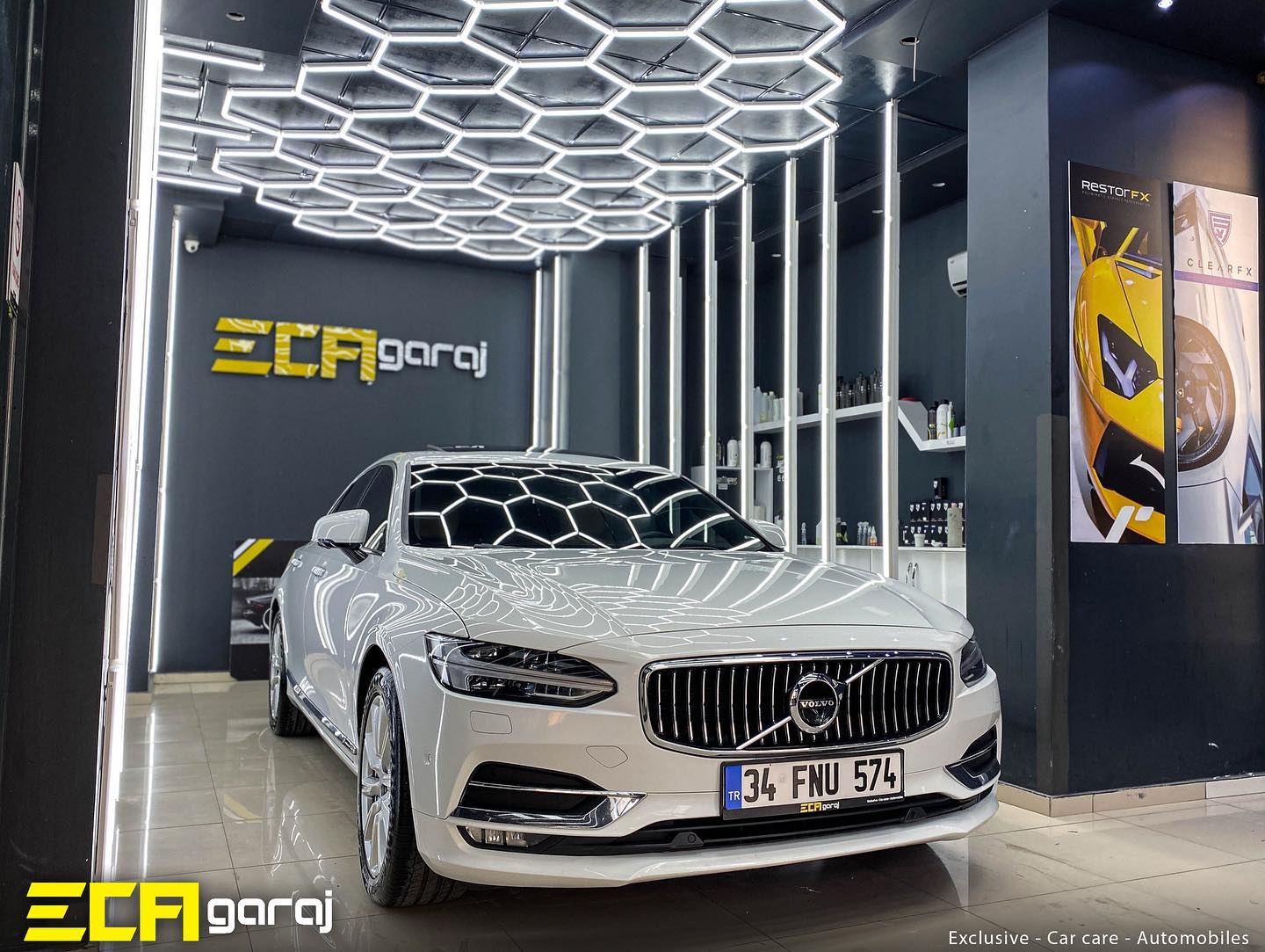 Eca Garaj Mersin’deki misafirimiz; Volvo S90 💎 Yapılan İşlemler Antibakteriyel İç ve Dış Detaylı Temizlik Boya Düzeltme, Parlatma ve Koruma Uygulaması ClearFX 10H Grafen Seramik Kaplama Uygulaması #ecagaraj#exclusive#carcare#automobile#car#detailing#d etailingturkey#detailingworld#windowfilm#llumar#camfilmi #film#stek#stekdynoshield#ppf#ppfkaplama#seramikkapl ama#restort×#restorfxfamily#clearfx#volvo#volvos90#volvoturkey#turkey#mersin