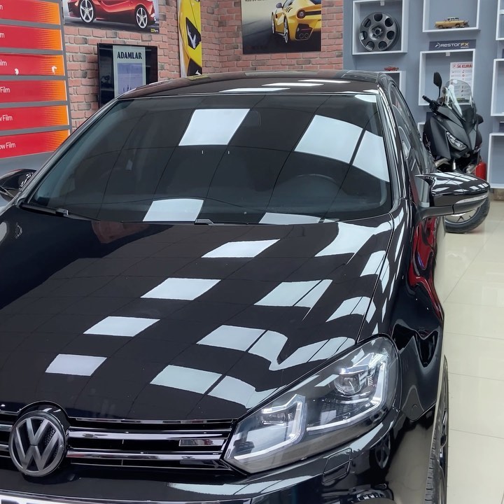 Yeni misafirimiz Golf 6 aracımızın kalitesiz cam filmlerini söküp, LLumar cam filmi ile buluşturduk #ecagaraj#exclusive#carcare#automobile#llumar#restorfx#stek#clearfx#mersin#detailing#windowfilm#camfilmi#mersincamfilmi#llumarmersin#detailing#detailingturkey