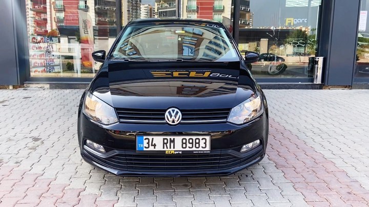 Garajımıza Gaziantep’ten misafir olan VW Polo aracımızın yıpranmış boya yüzeyini neredeyse kusursuz hale getirip kötü durumda olan iç döşemelerini de detaylı şekilde temizleyip misafirimizi uğurladık✨ En iyisini isteyenlerin adresi🔥 #exclusive #car #carcare #auto #automotive #automobile #eca #garaj #garage #llumar #llumaruygulama #llumarwindowfilm #llumarcamfilmi #restoration #restorfx#clearfx #stek #stektürkiye #detailing #detailingturkey #detailingworld #seramik #çizikonarım #seramikkaplama #boyakoruma#volkswagen #polo #mersin#mezitli#turkey