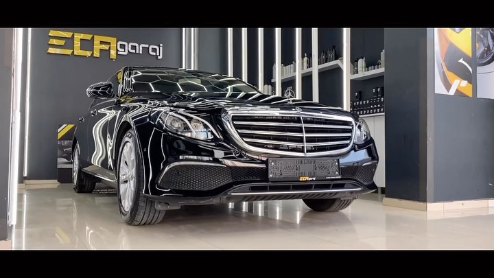 Mercedes-Benz E-Klasse.. Mersin kompleksimizde ağırladığımız misafirimiz. Yapılan İşlemler: Boya Düzeltme ve Parlatma ✨ ClearFX 10H Grafen Seramik Kaplama Uygulaması 🛡 Antibakteriyel İç Detaylı Temizlik 🫧 . . . #ecagaraj#carcare#mercedes#mercedesbenz#mercedes4 matic#mercedess500#mercedesamg#mercedesbenzcypr usfamily#mercedesclub#mercedes_amg#mercedeslovers# mercedeslove#mercedesgram#stek#llumar#restorfx#turke y#fyp#mercedessprinter