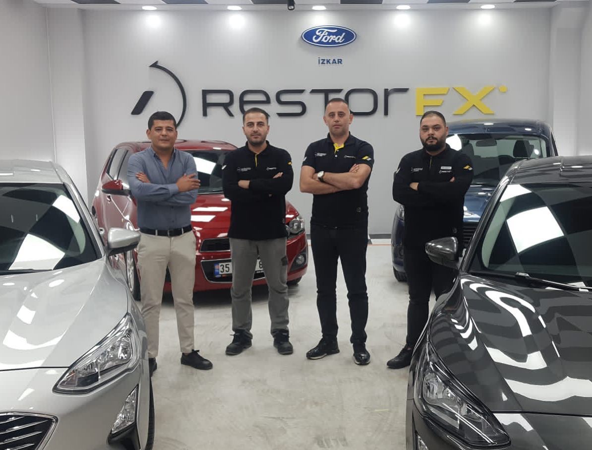 Restorfx İzmir bayimiz Ford yetkili servisi @izkarfordizmir ‘de eğitim sonrası. #restorfx#restorfxizmir#izmir#detailing#clearfx#seramikkaplama#ford#fordturkiye#boyayenileme#restorfxfamily#restorfxtr#restorfxturkiye#ecagaraj#carcare#automobiles