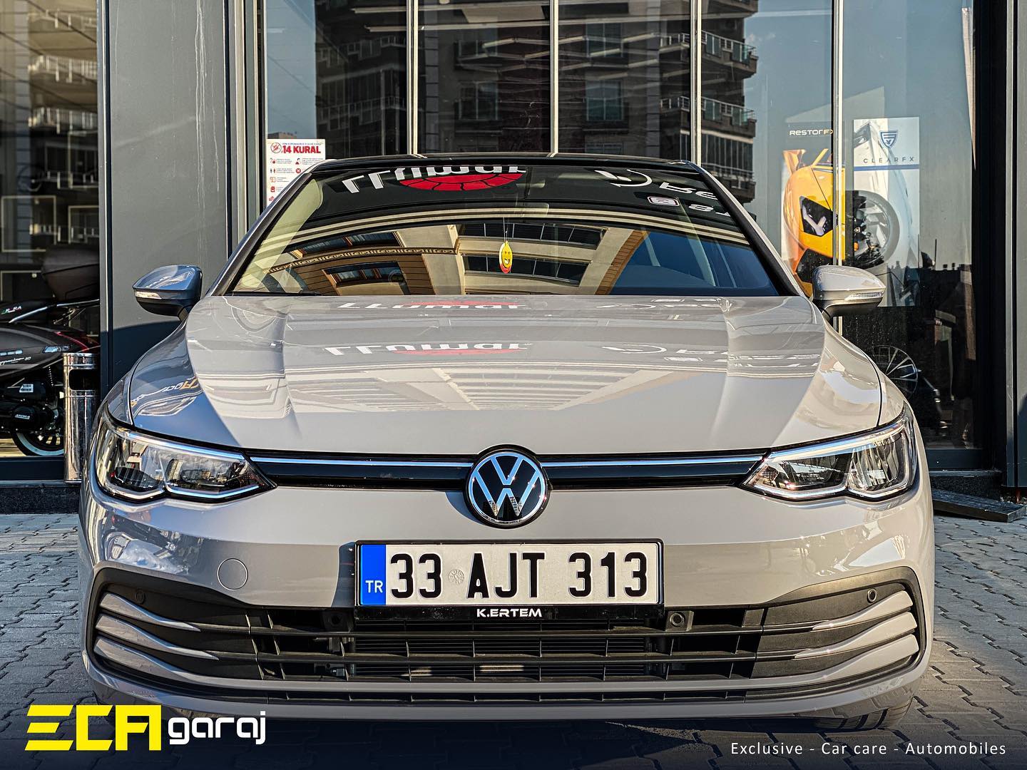 Volkswagen Golf 0km Misafirimiz. *LLumar Cam Filmleri ile Mükemmelligin Keyfini Çikarin. Profesyonel Film, Profesyonel Uygulama! ~ LLumar ATR Serisi @llumarcamfilmi En iyisini isteyenlerin adresi 🔥 #ecagaraj#vw#golf #golflife#volkswagen#vwgolf#camfilmi#llumar#stek#windows#film#trending#trend#car