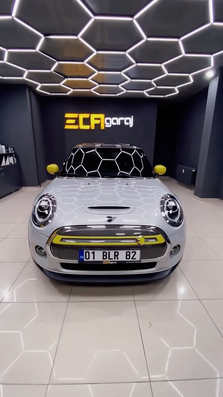Mini Cooper SE Electric 2022 Model Misafirimiz Yapılan işlemler: *ClearFX Graphene 10H Seramik Kaplama 💎 *RestorFX Number 09 Defend/Deri Koruma 🛡 *ClearFX Whells/Jant Seramiği✨ @restorfx @restorfxtr @restorfxmaltepe En iyisini isteyenlerin adresi 🔥 #exclusive#carcare#automobiles#detailing#detailingworld#detailingcars#detailingturkey#llumar#stek#restorfxturkiye#restorfx#clearfx#seramikkaplama#mini#minicooper#cooper#2022#turkey#ecagaraj