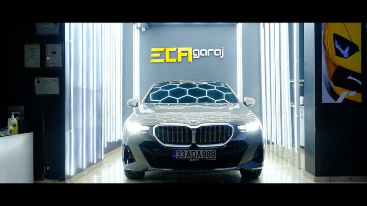 0 Km BMW M5 Serisi 520i konuğumuz✨ Yapılan işlemler: •STEK DYNOlite PPF Kaplama🛡️ •LLumar Cam filmi AIR 80 Serisi☀️ •Koltuk deri koruma 💫 @stekturkiye @llumarcamfilmi #bmw#bmw5series#bmw5#bmwm#bmwmotorrad#bmwlife#bmwm5#bmwclub#bmwlove#bmwgram#bmwrepost#bmwmpower#bmwnation#bmwmotorsport#bmwpower#detailing#ppfkaplama#ppf#stek#llumar#camfilmi#exclusive#mersin#ecagaraj