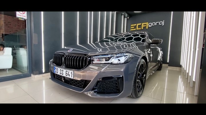 0 km BMW 520i Aracımıza komple 5 yıl garantili Stek Dynolite ppf kaplama uygulaması ile kuş pisliklerine, çiziklere, taş izlerine ve güneşin zararlı ışınlarını karşı koruma altina aldık. Camlarına 10 yıl garantili, LLumar ATR serisi cam filmi uygulaması yaparak cilt kanserine ve güneşin zararlı ışınlarına karşı maksimum koruma altına alarak misafirimiz uğurladık. @llumarcamfilmi @stekturkiye En iyisini isteyenlerin adresi🔥 #ecagaraj#exclusive#carcar#stek#llumar#ppf#camfilmi#seramikkaplama#ppfkaplama#bmw#bmwm#bmw520i#bmwgram#bmw2023#bmwm4#bmwm3#bmwturkiye#bmwlove#bmwmotorrad#bmwclub#bmwrepost#bmwnation#bmwmotorsport#bmwmpower#bmwfan#bmwx5#bmwm2#bmwi8#bmwlovers#bmwlifestyle