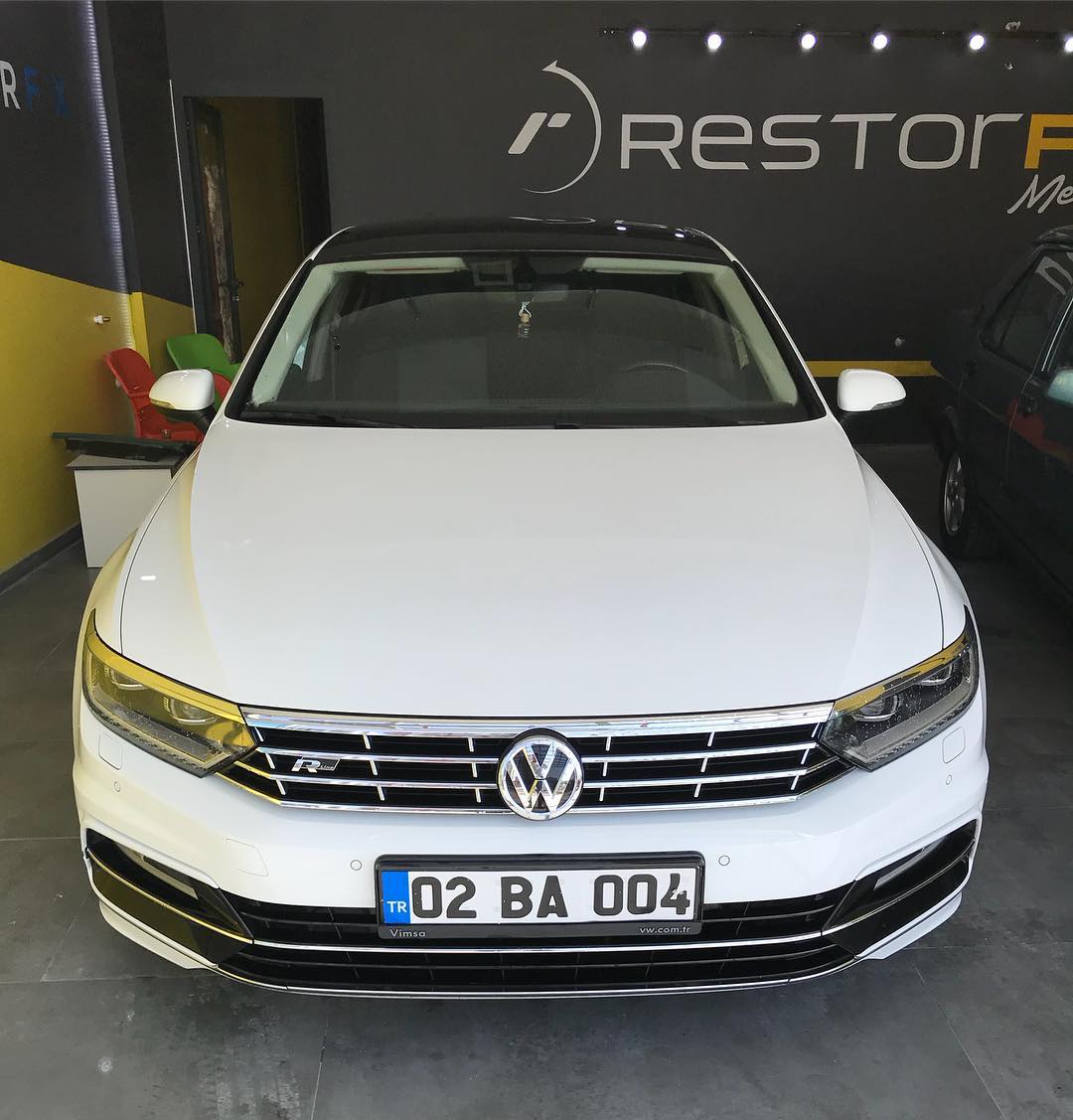Adıyaman’dan misafirimiz . Yusuf beye hayırlı olsun ! #restorfx#boya#tbt#tb#car#a#araba#instagood#mersin#carcare#pozcu#modifiye#tuning#akdeniz#otomotiv#instadaily#e#bmw#instapic#mercedes#audi#toyota#tb#tbt#opel#vw#seat#passatb7#passat#33#vwclub