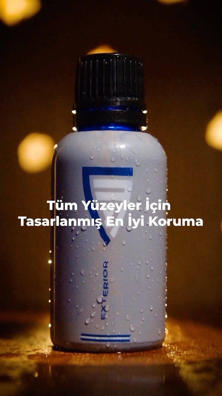 Yıllardan beri vazgeçilmezimiz ClearFX’in grafen oksit içeren 10H Sertlik Derecesine Sahip Seramik Kaplama Ürünü Exterior. Diğer tüm seramiklerden farklı olarak boyayla kenetlenerek gerçek anlamda koruma sağlar. @restorfxtr @restorfx #detailing #detailingworld #clearfx #restorfx #seramikkaplama #clearfxseramikkaplama #ceramiccoating #ceramicwax #ceramiccoatings #graphene #graphenecoating