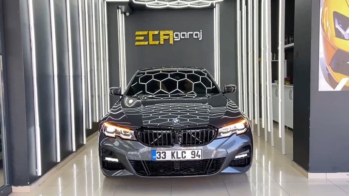 0 km BMW G20 Aracımızı komple 10 yıl garantılı Stek Dyno shield ppf kaplama ile kuş pisliklerine, çiziklere, taş izlerine ve güneşin zararlı ışınlarına karşı tam koruma altına aldık. Camlarına 10 yıl garantili , LLumar ATR serisi cam gilmi uygulaması yaparak cilt kanserine ve güneşin zararlı ışınlarına karşı maksimum koruma altına alarak misafirimiz uğurladık. @llumarcamfilmi @stekturkiye En iyisini isteyenlerin adresi 🔥 #ecagaraj#exclusiveii#carcare#auto#automotive#automobile#automobiles#garaj#garage#llumar#llumarcamfilmi#stek#stektürkiye#llumarwindowfilm#stekdynoshield#restorfx#restorfxtr#clearfx#details#detailing#detailingturkey#detailingworld#seramikkaplama#turkey#bmwg20#bmwg20330i