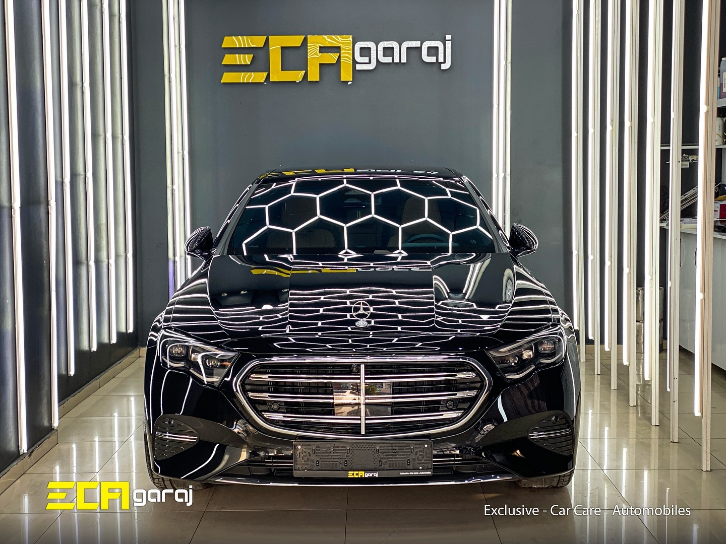 0Km Mercedes E180 aracımıza🔥 Yapılan işlemler: 🔹Komple STEK DYNOlite PPF Kaplama🛡️✨ 🔹LLumar Cam filmi ATR Serisi☀️ @ecagaraj @stekturkiye ___________________ #mercedes#mercedesbenz#mercedesamg#mercedeslovers#mercedese180#mercedesclassic#mercedesclub#stek#ppf#ppfkaplama#detailing#detailingcars#ecagaraj#mersin