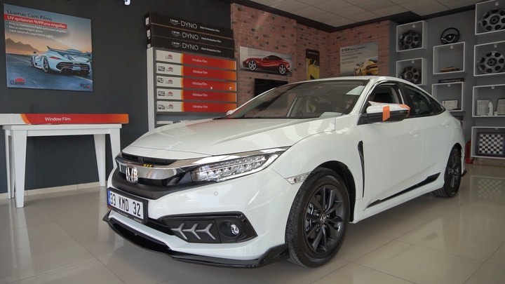 0 km Honda Civic aracımıza 7 yıl garantili Llumar ATC serisi cam filmi uygulayıp misafirimizi Silifke’ye uğurladık @llumarcamfilmi En iyisini isteyenlerin adresi 🔥 💎%99 UV engelleme 💎%16 Görünür ışık geçirgenliği 💎%55 Toplam güneş enerjisi reddi 💎%38 IR enerji reddi 💎%51 Seçili IR reddi 💎%80 Parlama azaltma 💎%5 Görünür Işık yansıması #exclusive#car#carcare#auto#automotive#automobile#garaj#garage#llumar#llumaruygulama#llumarwindowfilm#llumarcamfilmi#restorasyon#restorfx#clearfx#stek#stektürkiye#detailing#detailingturkey#detailingworld#seramikkaplama#boyakoruma#mersin#mezitli#turkey#llumarcamfilmi#ford#honda#hondacivic#civic#hondatürkiye