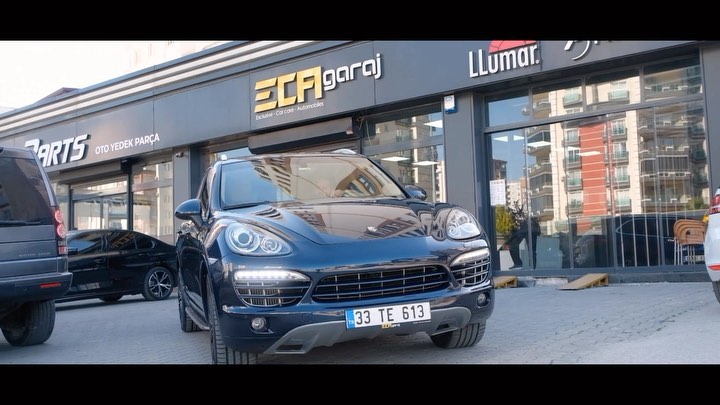Enkaz Porsche Cayenne Artık Ayakta. İyi seyirler 🎥 #porsche#cayennes#porscheclubistanbul#porschecayenne#porsche911#porschetaycan#mersin#detailing#car