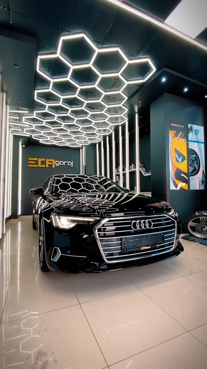 🚘✨ Mut’tan gelen Audi A6 aracımıza yapılan üstün uygulamalarla karşınızdayız! ✨🚘 🔹 Komple STEK DYNOlite PPF Kaplama: Aracınızın boyasını çiziklerden ve dış etkenlerden koruyun! 🔹 LLumar Cam Filmi ATR Serisi: Güneşin zararlı ışınlarına karşı üstün koruma ve konfor! 🔹 ClearFX 10H Graphene Seramik Kaplama: Parlaklık ve dayanıklılığı bir arada sunan ileri teknoloji kaplama! 🔹 Antibakteriyel İç Detaylı Temizlik: Aracınızın içi tertemiz ve hijyenik! Aracınıza hak ettiği değeri verin, bizden ayrılmayın! 👌✨ #AudiA6#STEKKaplama#LLumarCamFilmi#ClearFXSeramik#AntibakteriyelTemizlik#ArabaBakımı#OtoDetaylıTemizlik#PremiumHizmet#audi#audisport#stek#automobile#exclusive#carcare#ecagaraj#mersin