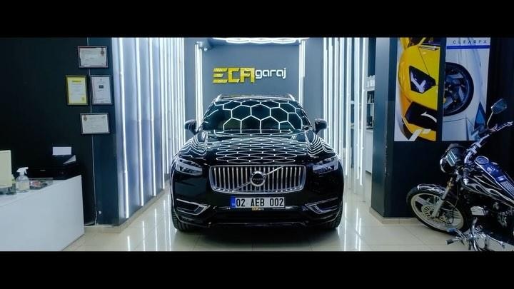 Volvo XC90 aracımızı ✨🚗 Yapılan işlemler: *STEK DYNOshield PPF Kaplama✅ *LLumar Cam filmi ATR Serisi✅ *Elektrikli basamak✅ @bozkurt.ejder #volvo#volvoxc90#volvotrucks#ppf#camfilmi#llumar#stek #atr#dynoshield#detailing#carcare#ecagaraj#turkey#mers in