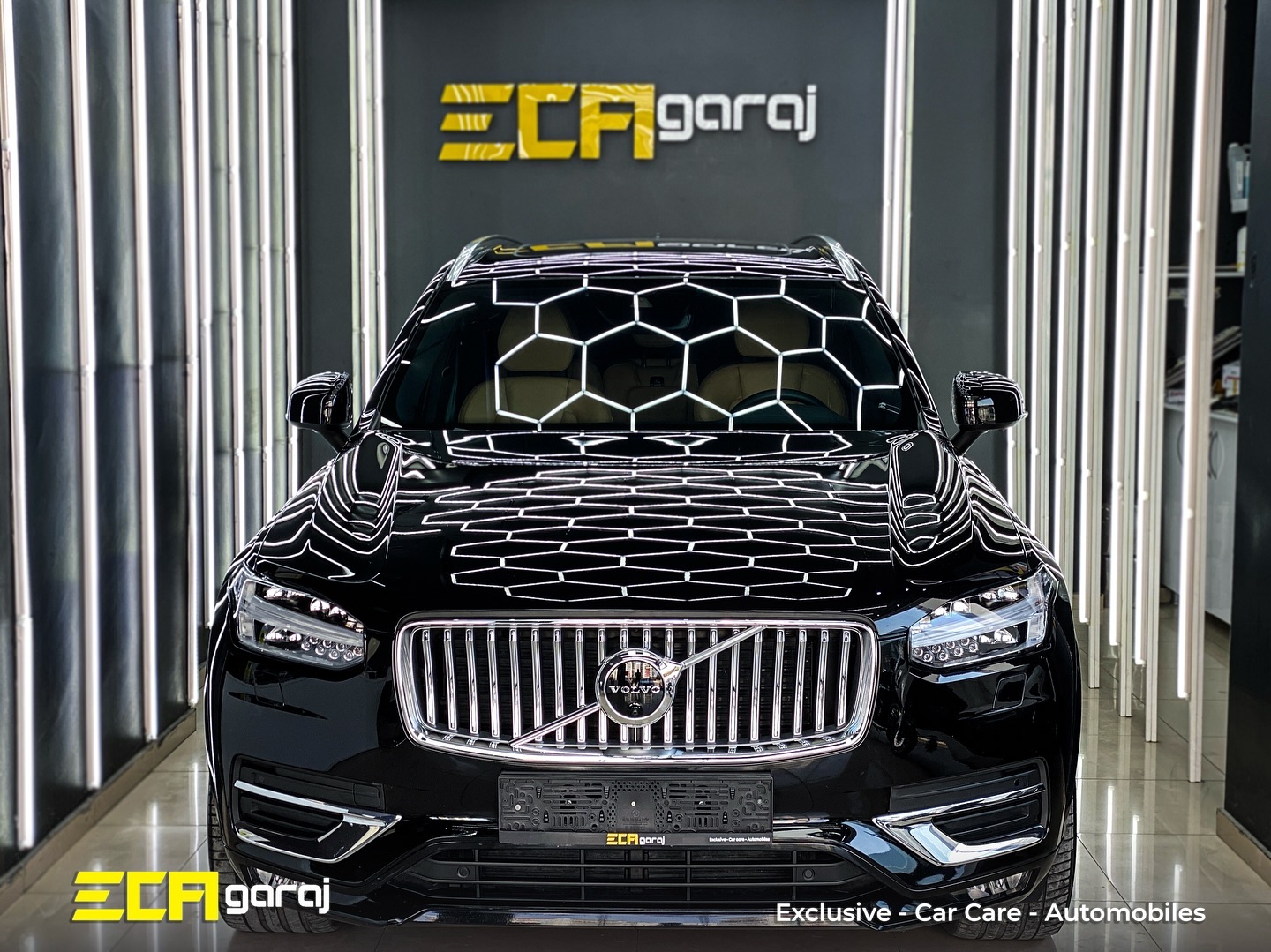 Volvo XC90 🚘✨ ClearFX Seramik Kaplama ile Boya Yüzeyine Üstün Koruma ve Parlaklık! LLumar ATR 15 Serisi Cam Filmi ile Güneşin Zararlı Işınlarına Karşı Etkin Koruma ve Maksimum Gizlilik 🌡🛡 Ön sürüş camında LLumar AIR 80 Serisi ile Yüksek Isı Reddi ve Gece-Gündüz Net Görüş! 🕶🔒 Aracınıza Hem Stil Hem de Güvenlik Katıyoruz! 💎 #llumar#ecagaraj#mersin#carcare#detailing#stek#exclusive#detailingworld#clearfx#cardetailing#llumarcamfilmi#llumarwindowfilm#llumarfilms#windowfilms#ceramicpro