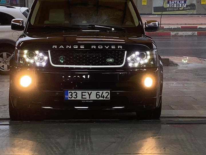 En iyisini isteyenlerin adresi. Range Rover projesi (Bu hale gelirken geçtiği bütün aşamaları başa tutturulan hikaye kısmından takip edebilirsiniz) #restorfx#tb#tbt#car#carcare#detailing#tuning#otomobil#rangerover#rangeroversport#range#bodykit#autoboyography#seramik#exclusive