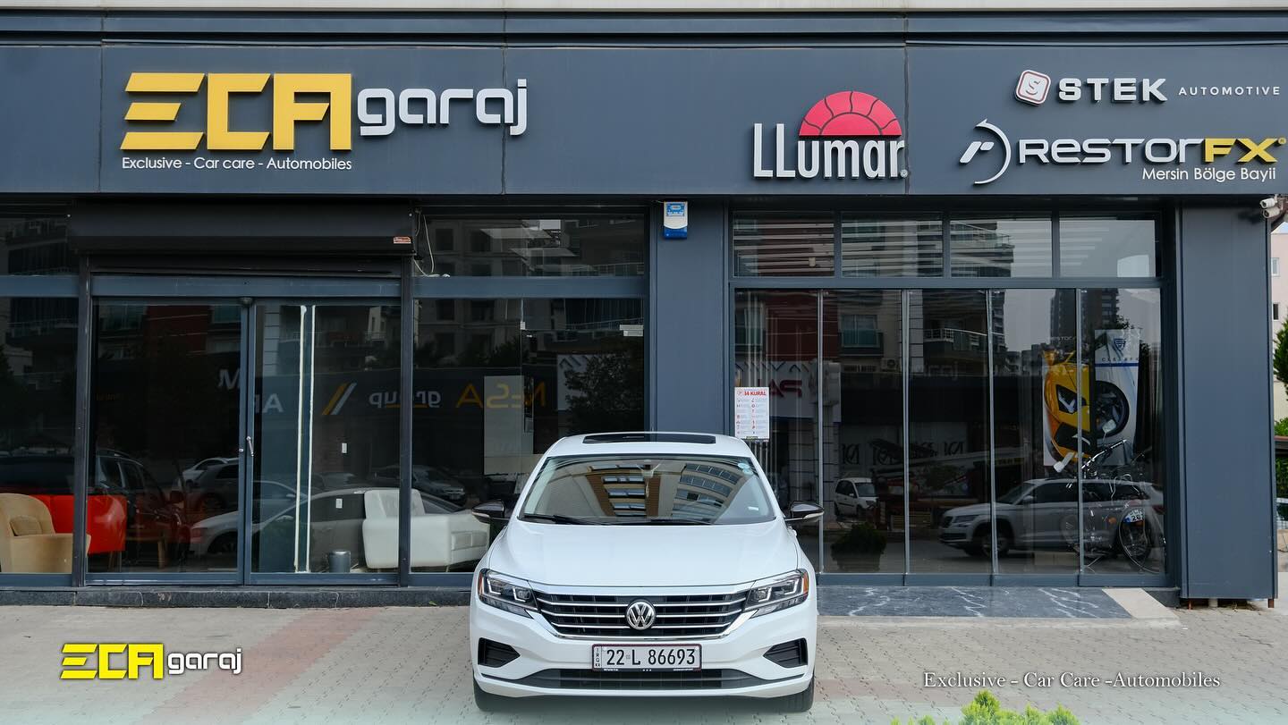 Volkswagen Passat, #llumar ATR Serisi ile Aracınıza Stil katın! #ATR serisi kömür siyahı renk tonuna sahiptir. Metalize görünümü ile aracınıza şık bir görünüm sağlar. Güneşin zararlı etkilerini %99 oranında engelleyerek UV koruması sağlar. Üstelik parlamayı azaltarak gözlerinizin yorulmasını engeller ve görüşünüzün her zamankinden daha net olmasını garanti eder. 10 yil üretici garantisi! @llumarcamfilmi #llumar#windowfilm#atr#llumarwindowfilm#llumarfilms#carcare#exclusive#ecagaraj#passat#passatb8#volkswagen#volkswagenpassat#camfilmi#llumarcamfilmi#mersin#i̇stanbul#ankara#izmir#llumaruygulamamerkezi