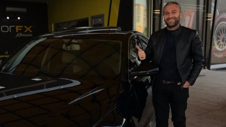 Matlaşmış boya yüzeyi,çizikleri, hareleri ve demir tozları bulunan aracımızı Restorfx polish ve finish ile boya düzeltme ve çizik giderme işleminin ardından dış aksam seramik kaplaması, jantlarını demir tozlarından arındırıp Jant özel seramik kaplaması ve iç kısımlarına detaylı iç temizlik sonrası deri koruma ve iç aksam seramik kaplama işlemi uyguladık. Maksimum sertlik, göz alıcı parlaklık ve ultra koruma. @adem.icoz hayırlı olsun. Restorfx Polish Restorfx Finish Clearfx (dış seramik kaplama) Clearfx wheels(Jant seramiği) Clearfx interior(iç seramik) Restorfx wash (cilalı yıkama) Restorfx kil temizliği Restorfx trim (plastik koruma) Restorfx clean (detaylı temizlik motor koruma) #restorfx#boya#tbt#tb#car#a#araba#instagood#mersin#carcare#pozcu#modifiye#tuning#akdeniz#otomotiv#instadaily#e#bmw#mpower#mercedes#audi#audia6#audiclub#sline#audirs6#auditurkiye