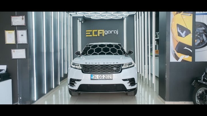 Range Rover Velar aracımıza✨ Uygulanan işlemler: • ClearFX seramik kaplama 💎 • LLumar Cam filmi ATR Serisi ☀️ • Antibakteriyel detaylı temizlik ✨ En iyisini isteyenlerin adresi 🔥 @ecagaraj #landrover#landroverdiscovery#rangerover#rangeroversport#rangerovervelar#llumarcamfilmi#llumar#llumarwindowfilm#clearfx#seramikkaplama#detailing#details#vip#mersin#ecagaraj