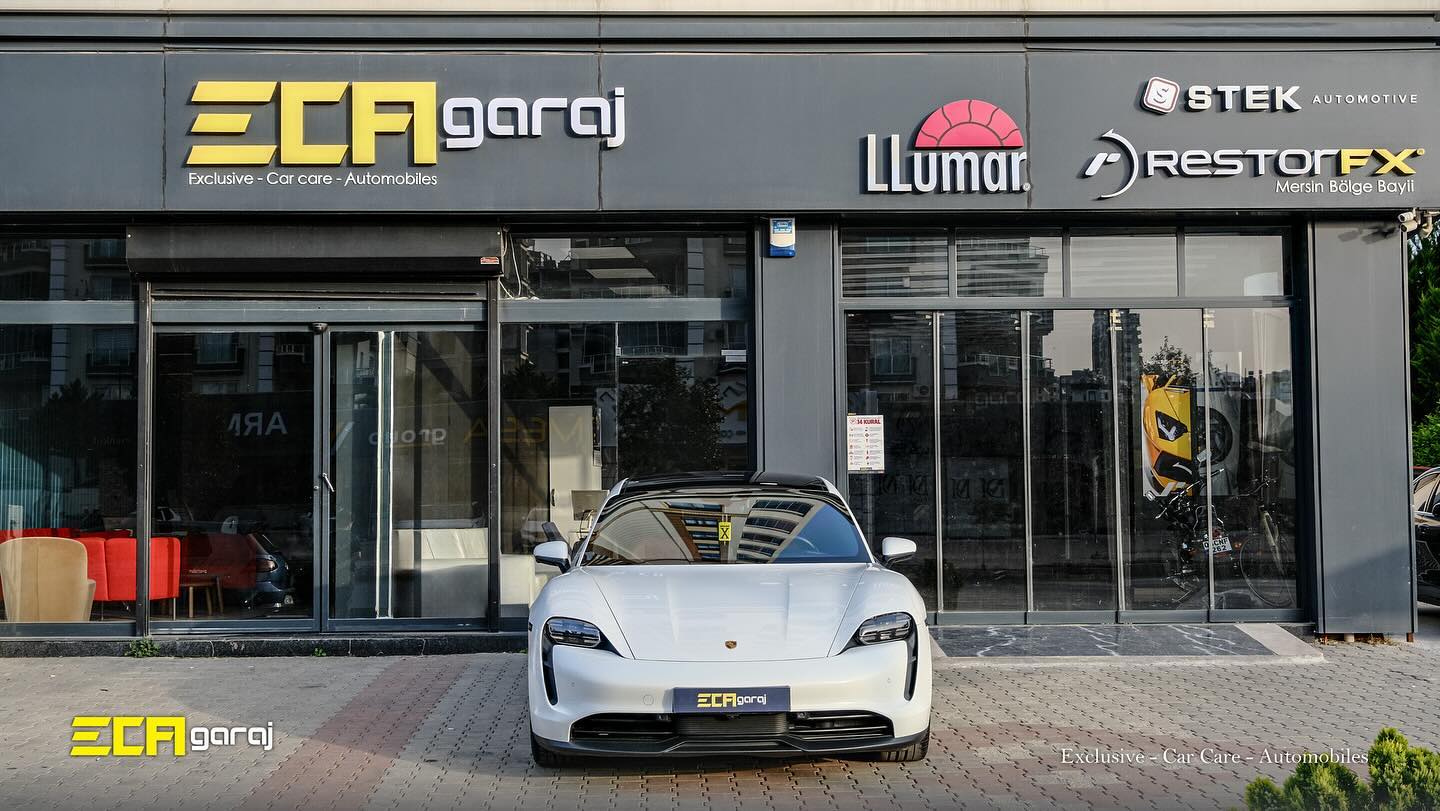Porsche Taycan’ımıza son derece özenli bir bakım ve koruma sağladık! STEK DYNOshield PPF Kaplama ve LLumar ATR Serisi uygulamaları ile aracımızın dışını en üst düzeyde koruyarak parlaklığını ve estetiğini uzun yıllar boyunca muhafaza ettik. 📩 Detaylı bilgi ve randevu için bizimle iletişime geçin. #Porsche#Taycan#PPFKaplama#AracBakımı#llumar#stekdynoshield#llumaratr#windowfilm#paintprotection#porsche911#porschetaycan#porscheturbo#porschetarga#uygulamamerkezi#mersin#ankit#ankara#detailing#carcare#exclusive#ecagaraj