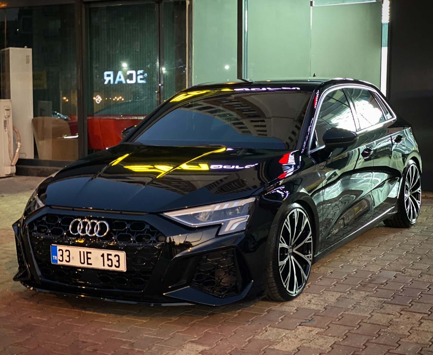 LLumar at night 🌖🌌 *LLumar Cam filmi ATR 15 Serisi✨ _________________________________ @llumarcamfilmi #llumar#night#audi#audia3#audisport#audia3sportback#audiquattro#audigramm#nightlife#nightlights#city#llumaratr#llumarcamfilmi#mersin#mersinatnight#mersincity