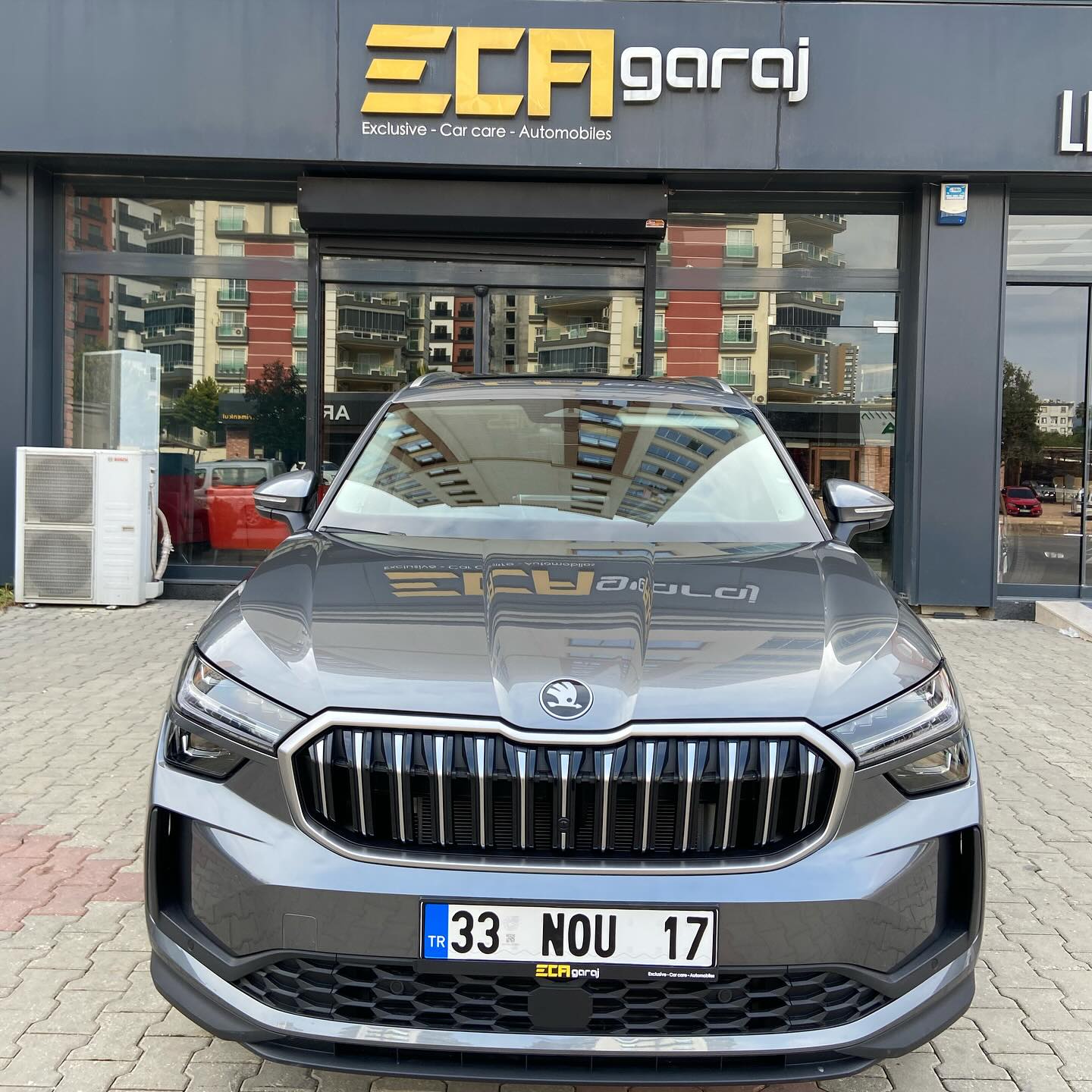 2024 MODEL 0KM ŠKODA KODİAQ ✨ Yapılan işlemler; ~STEK DYNOLITE PPF KAPLAMA🛡️ ~STEK CAM FİLMİ CARBON BLACK SERİSİ ☀️ #ecagaraj #mersin #mezitli #0km #skoda #kodiaq #2024 #ppf #camfilmi #llumar #stek #carbonblack #series #explorepage✨