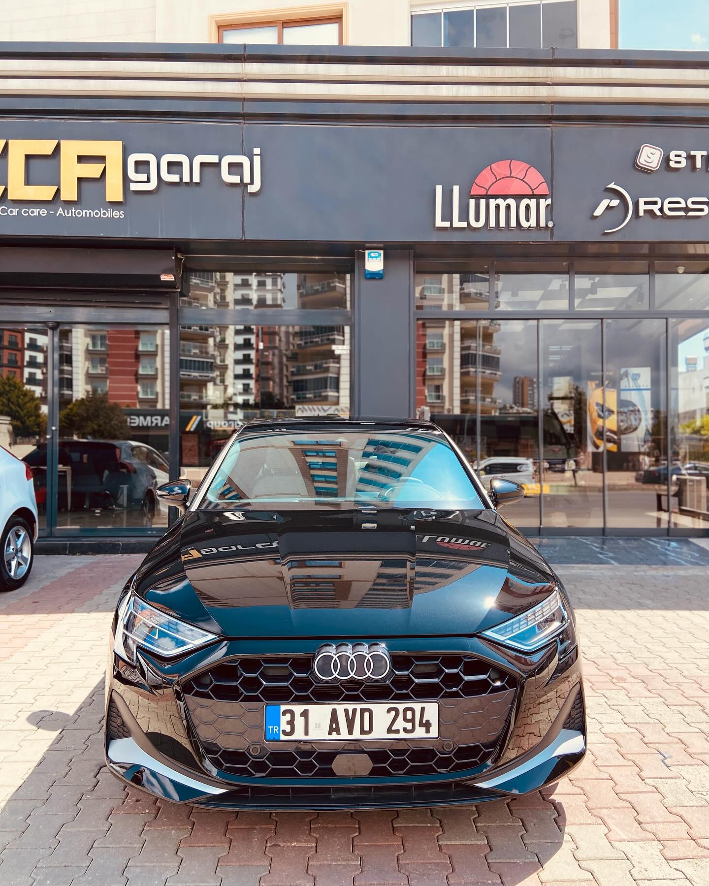 0 km AUDİ Aracımız Stek DYNOlite serisi ile koruma altında. 🛡️ @stek.usa 🤝 @ecagaraj #ppf #mersi̇n #onenumber #ecagaraj #audi #a3 #a4 #a6 #turkey #llumar #camfilmi