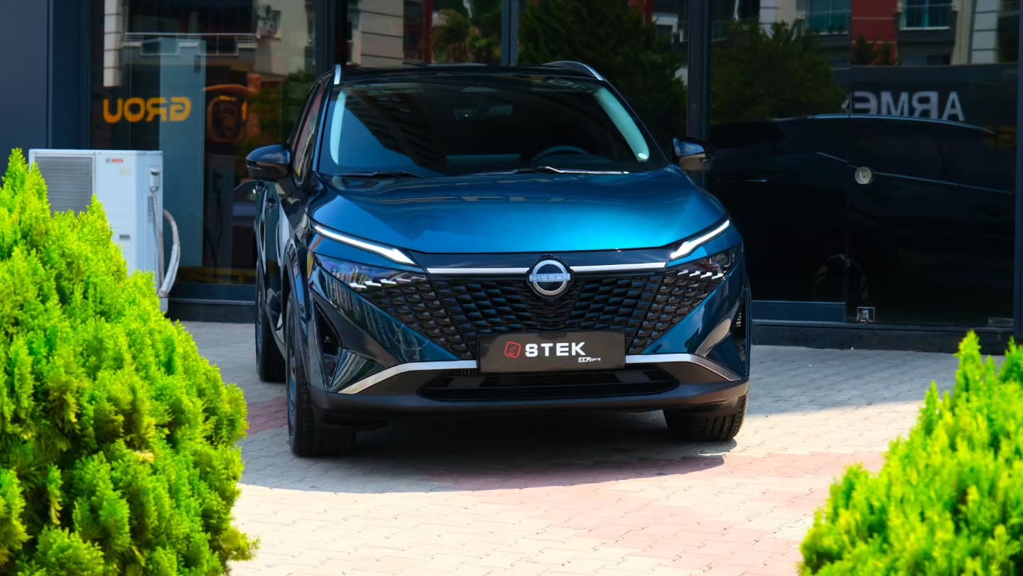 Qashqai, STEK ForceShield ile yeniden doğdu. 🛡️✨ Güçlü görünüm, görünmez koruma. ECA Garaj | Mersin Yapılan İşlemler; • Boya düzeltme, parlatma ve koruma uygulaması • STEK FORCEshield Komple PPF Kaplama • STEK Carbon Black Serisi Cam Filmi Uygulaması @stekturkiye @official.stek #Mersin #ppfkaplama #boyakorumafilmi #qashqai #camfilmi reklam