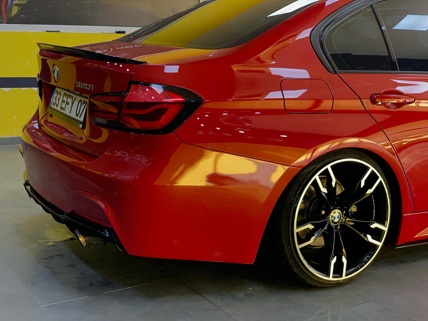 Işıl Işıl olmak için adresi biliyorsunuz🔥#restorfx#boya#tbt#tb#car#a#araba#instagood#mersin#carcare#pozcu#modifiye#tuning#akdeniz#otomotiv#instadaily#e#bmw#mpower#320d#f30#f30turkiye#bmw320i#bmwturkiye