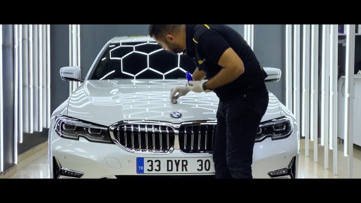 0km BMW 320i Aracımıza •ClearFX seramik kaplama ve •Llumar cam filmi uygulayıp misafirimizi uğurladık. @restorfxtr @restorfx @llumarcamfilmi En iyisini isteyenlerin adresi 🔥 . #ecagaraj#carcare#exclusive#automobile#detailing#detailingworld#detailingturkey#restorfx#clearfx#llumar#camfilmi#bmw#bmwm#bmwsport#bmw320#bmw320i#bmw320d#bmwturkey#bmwworld#bmw5#carwhash#bmwlove#bmwclub#bmwlife#turkey