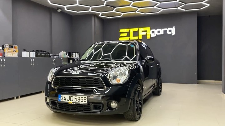Mini Cooper Countryman S Maltepe Şubemizde Misafirimiz.. Yapılan İşlemler; Boyasız Göçük Onarımı Boya Düzeltme ClearFX 10H Grafen Seramik Kaplama Antibakteriyel İç Temizlik @restorfx @restorfxtr #exclusive#carcare#automobiles#detail#detailing#restorfx#clearfx#car#mini#minicooper#ecagaraj#restorfxtr#seramikkaplama#boyakoruma#bayilik#mersin#türkiye