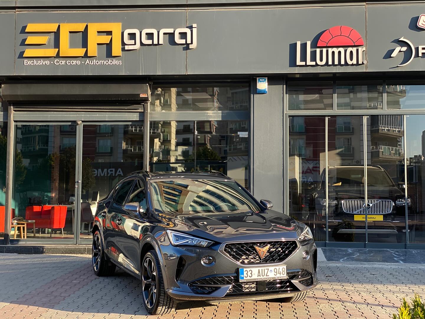 CUPRA Leon✨ Llumar ATR serisi cam filmi ☀️ Llumar AIR80 serisi ön sürüş camı 💫 @ecagaraj 💎 #ecagaraj #mersi̇n #mezi̇tli̇ #cupra #león #seat #camfilmi #llumar #air80 #expolore