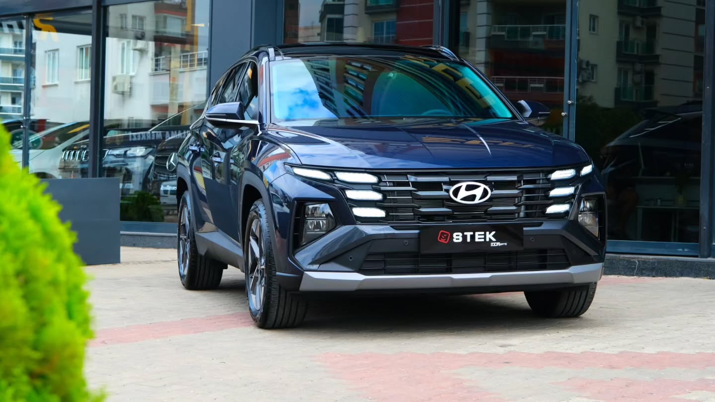 Lacivert Tucson, STEK ForceShield PPF + LLumar IRX ile ECA Garaj’da koruma altına alındı. Uygulanan Filmler; • STEK FORCESHIELD Komple PPF • LLumar IRX 15 CH SR HPR ile Ön Yan Camlar ve Arka Cam, • LLumar IRX 50 CH SR HPR ile Arka Yan Camlar ve Cam Tavan Kaplandı. #hyundaitucson #camfilmi #mersin #llumar #stek @llumarcamfilmi @stekturkiye @llumarfilms @official.stek reklam